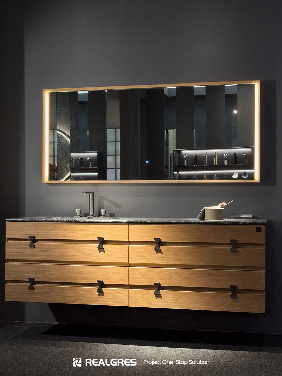 solid wood bathroom vanity cabinet